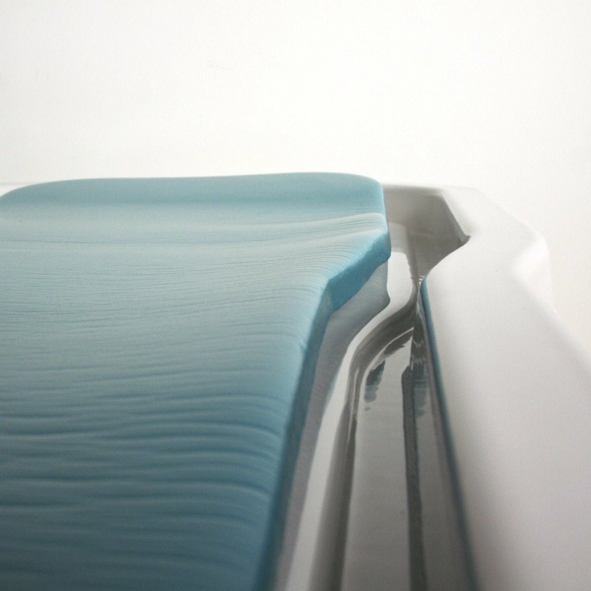 Neptune Battery Spa Wet Table